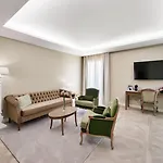 Hotel Lamaro 5*