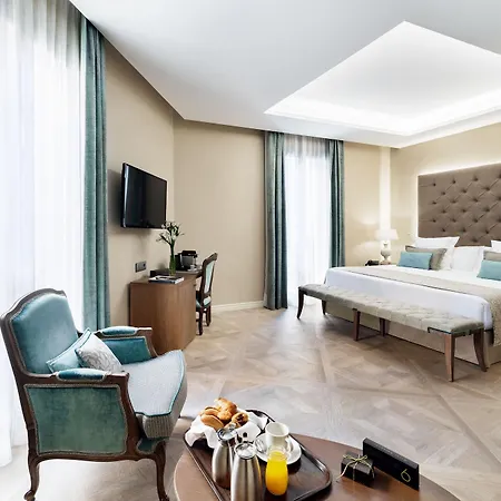 Hotell Lamaro 5*