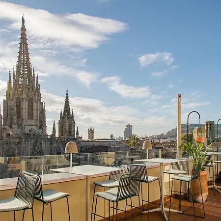 Lamaro Hotel 5*