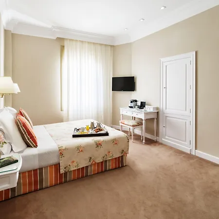 Hotel Lamaro Barcelona