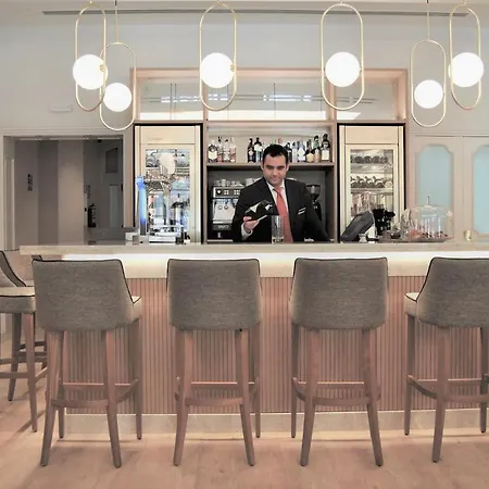 科隆巴塞罗那酒店 酒店 5*