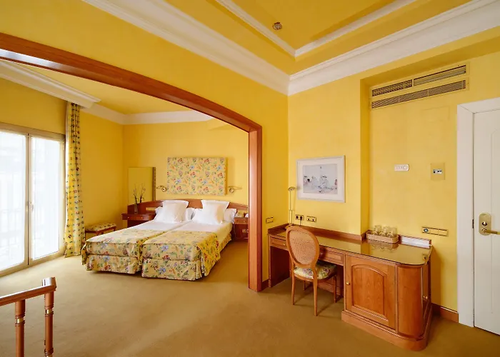 Lamaro Hotel 5*
