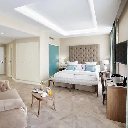 Hotel Lamaro Barcelona