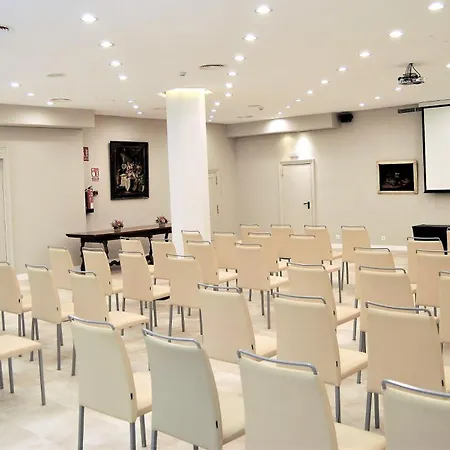 Lamaro Hotell 5*