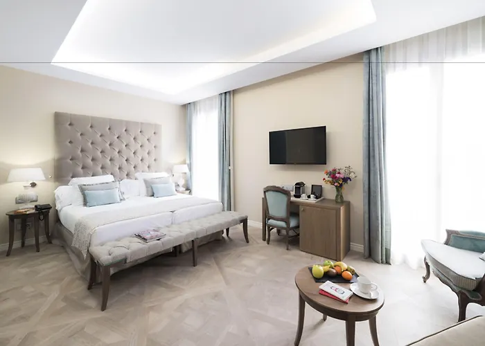 Lamaro Szálloda 5*