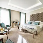 Hotel Lamaro