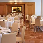 Lamaro Otel