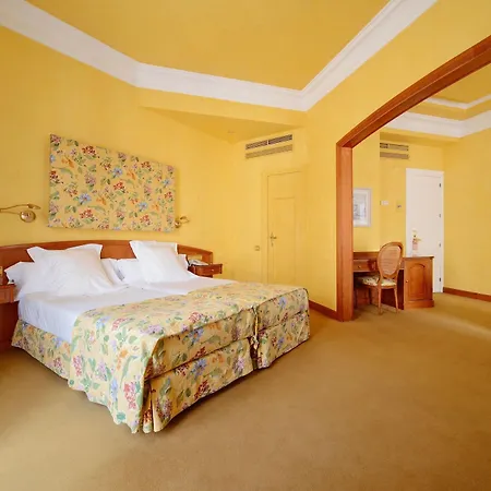 Lamaro Hotel 5*