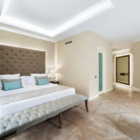 Lamaro Hotel 5*